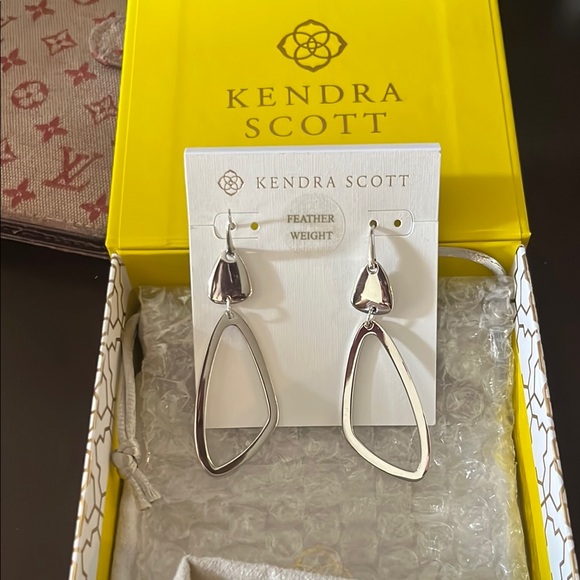 Kendra Scott Silver Earrings - Picture 1 of 3